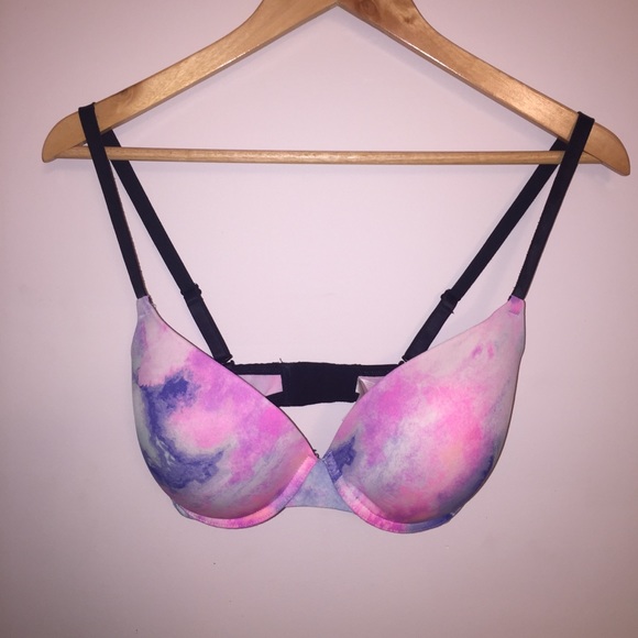 PINK Victoria's Secret Other - PINK Victoria’s Secret Wear Everywhere Push Up Bra